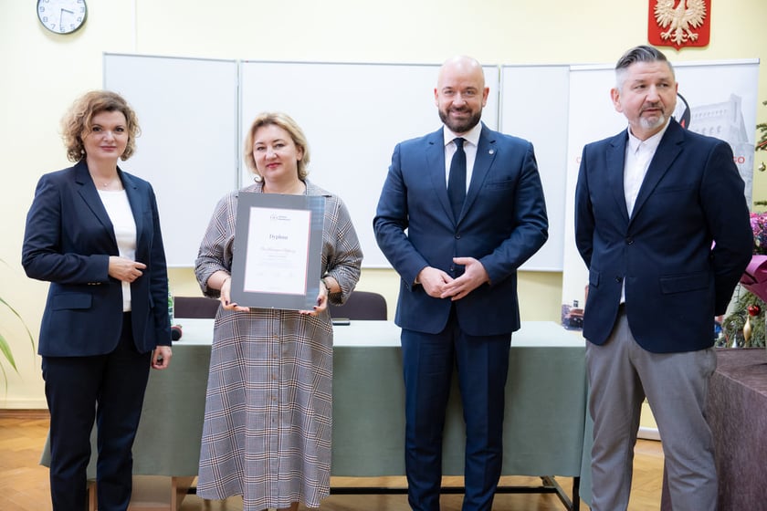 Wręczenie dyplomów dyrektorom placówek oświatowych, 10.01.2024